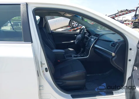 2016 Toyota Camry Se z USA, uszkodzony, nr VIN 4T1BF1FK9GU610015